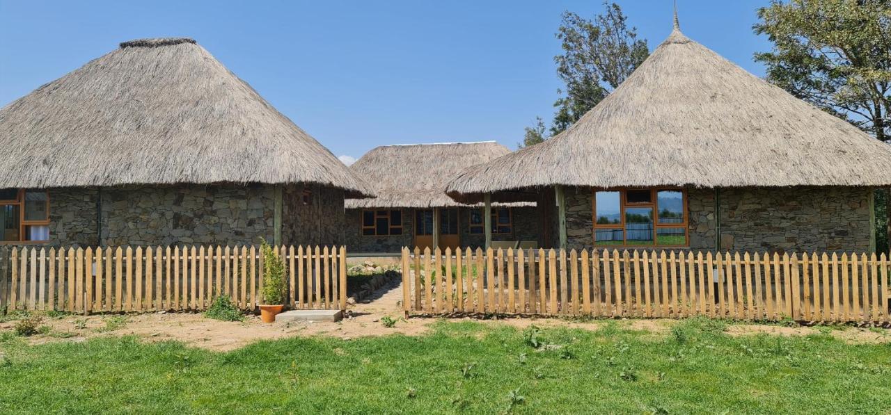 Le Tai Village Resort Near Solio Game Reserve Mweiga Exterior photo