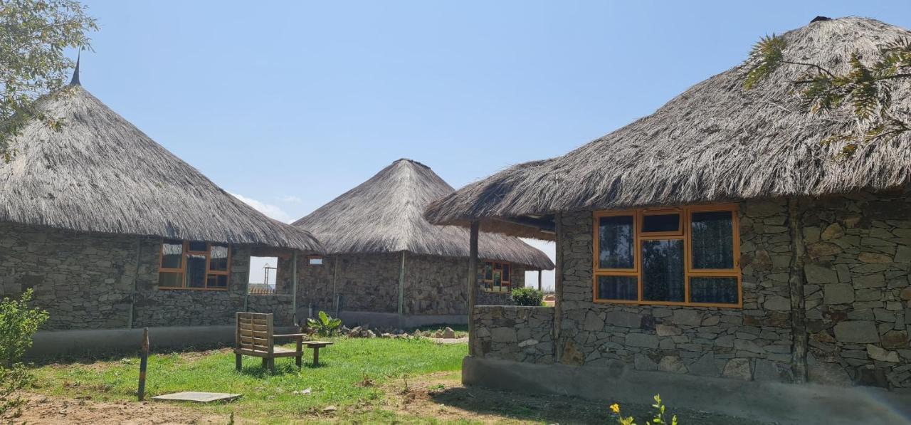 Le Tai Village Resort Near Solio Game Reserve Mweiga Exterior photo
