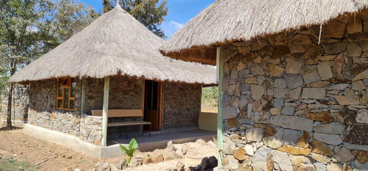 Le Tai Village Resort Near Solio Game Reserve Mweiga Exterior photo