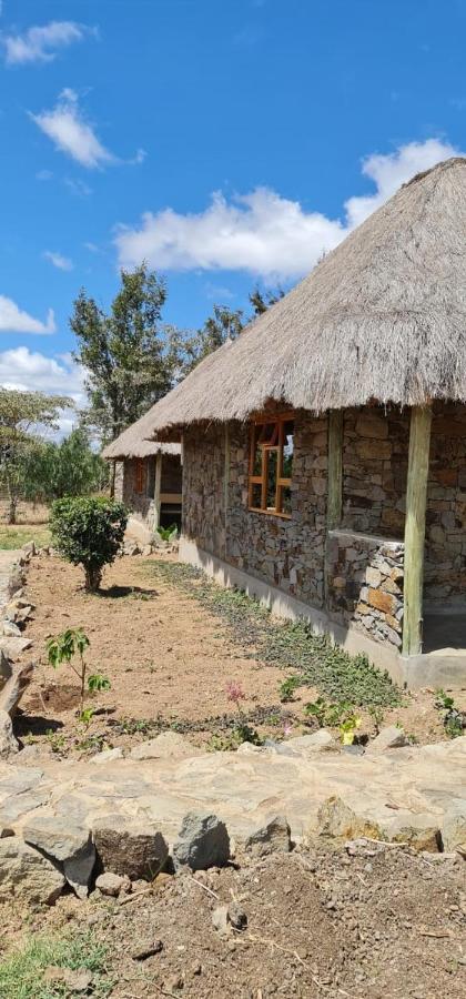 Le Tai Village Resort Near Solio Game Reserve Mweiga Exterior photo