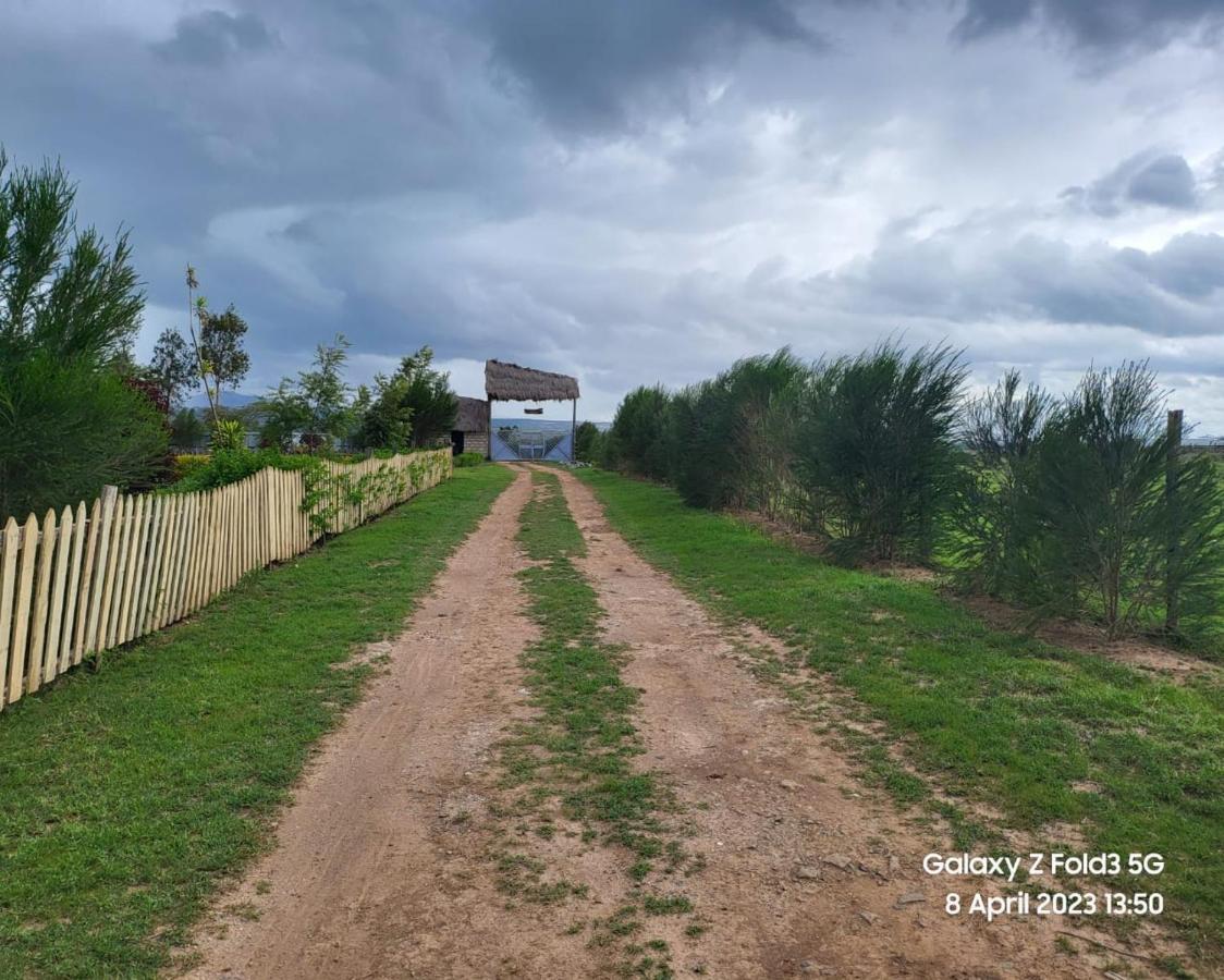 Le Tai Village Resort Near Solio Game Reserve Mweiga Exterior photo
